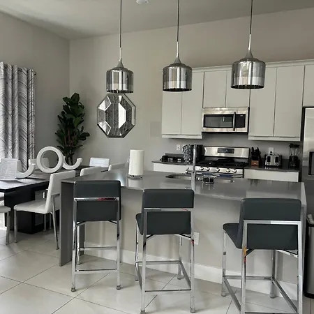 Chic Two Story Orlando Condo Near Disney